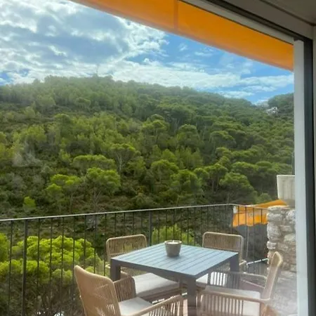 Vista Mar Sa Tuna Apartment